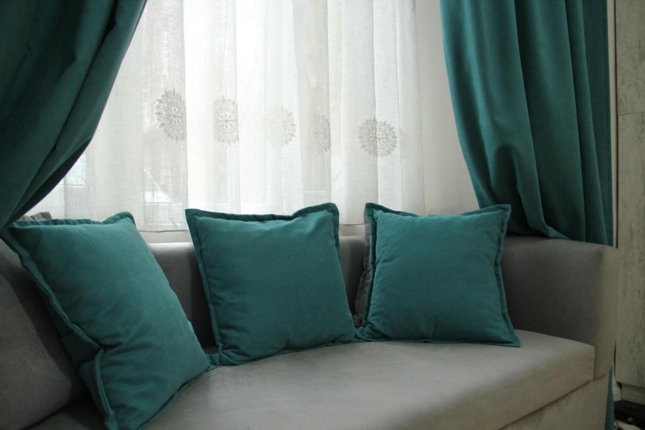 Suliko - Your Cosy Apartment In The Center Tbilisi Exterior photo